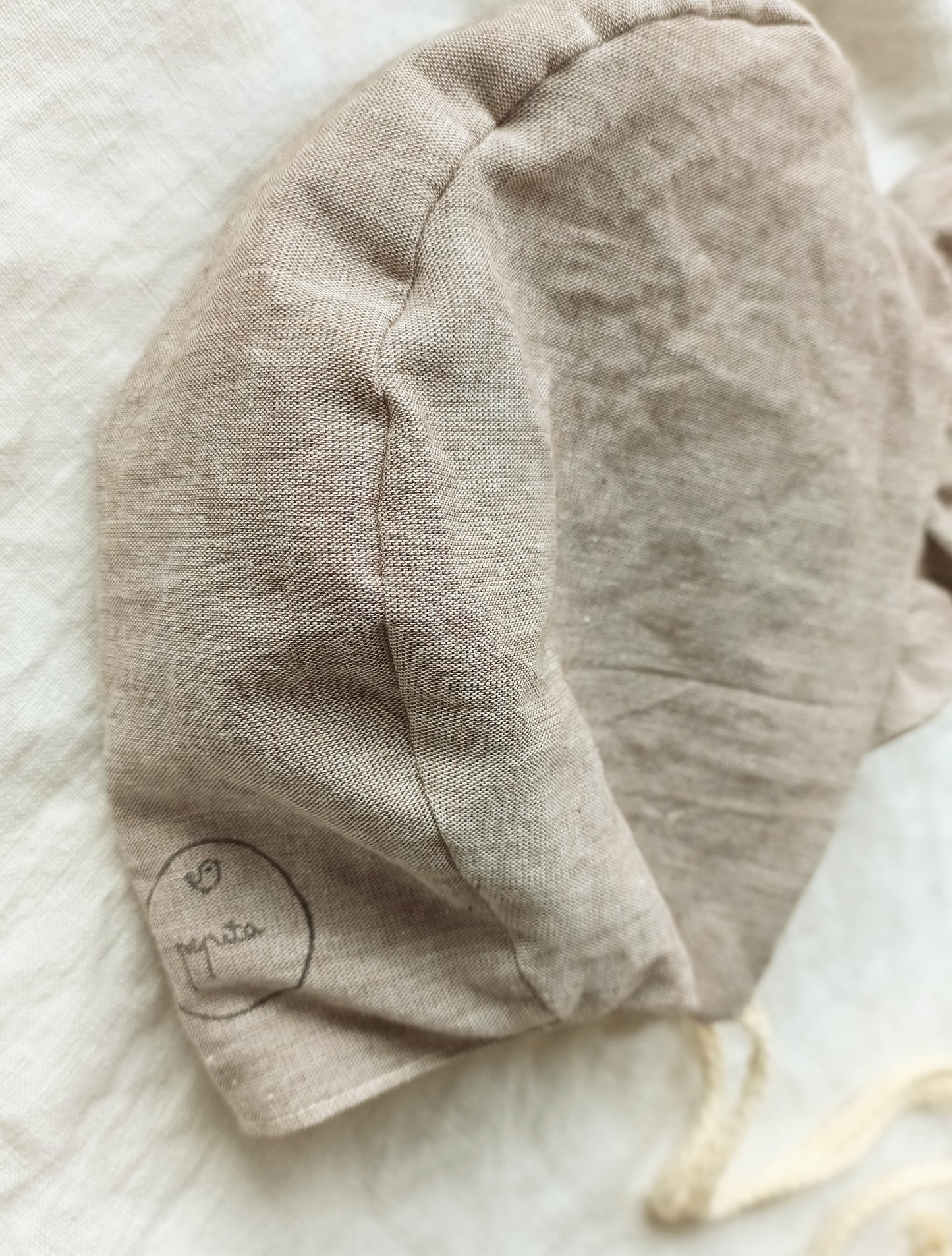 Sonnen-Bonnet / Haube / Mützchen mit Schild; aus Baumwolle oder Leinen, wend-& personalisierbar