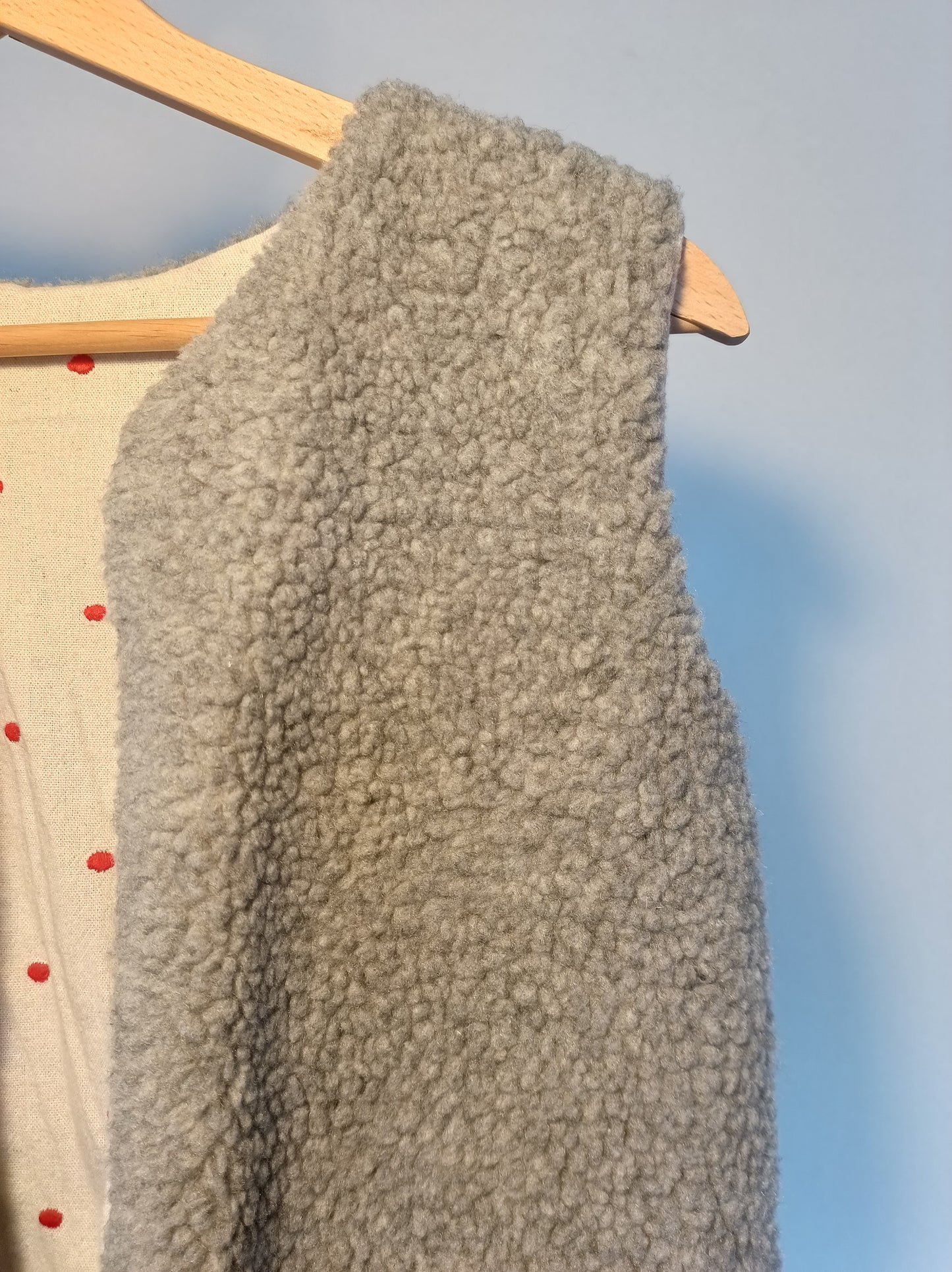 Sonderedition - Ärmellose Weste aus Lammwoll-Imitat, Teddy Wendeweste für Herbst & Winter