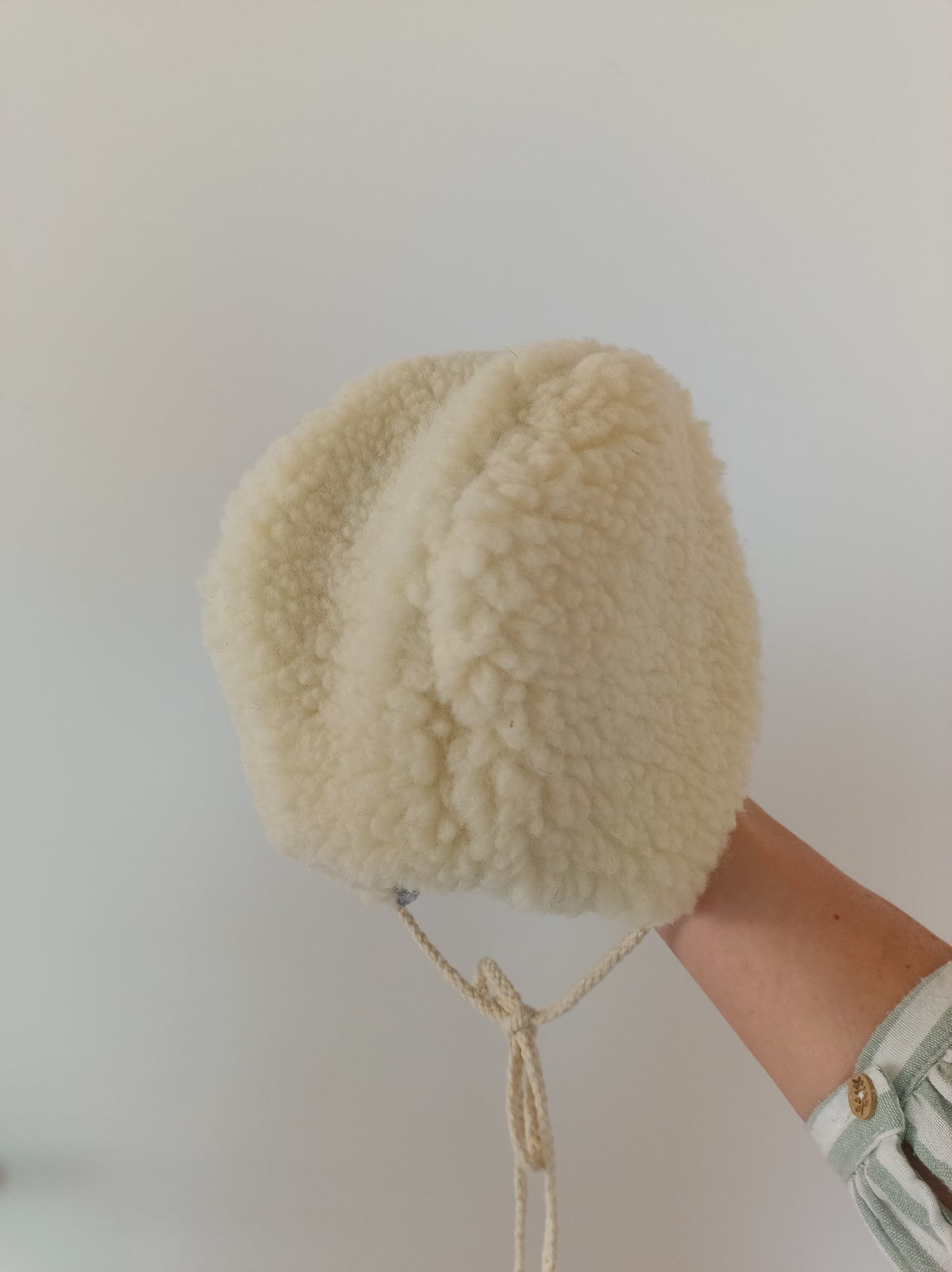 Lammwoll-Herbst/Winter Bonnet / Haube / Mützchen, echte Lammwolle, wendbar