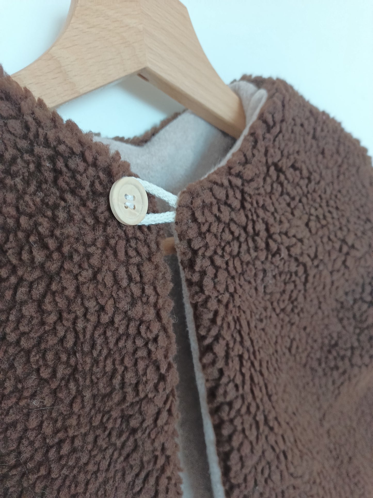 Unisex Ärmellose Weste aus Lammwoll-Imitat, Teddy Wendeweste für Herbst & Winter (Kopie)