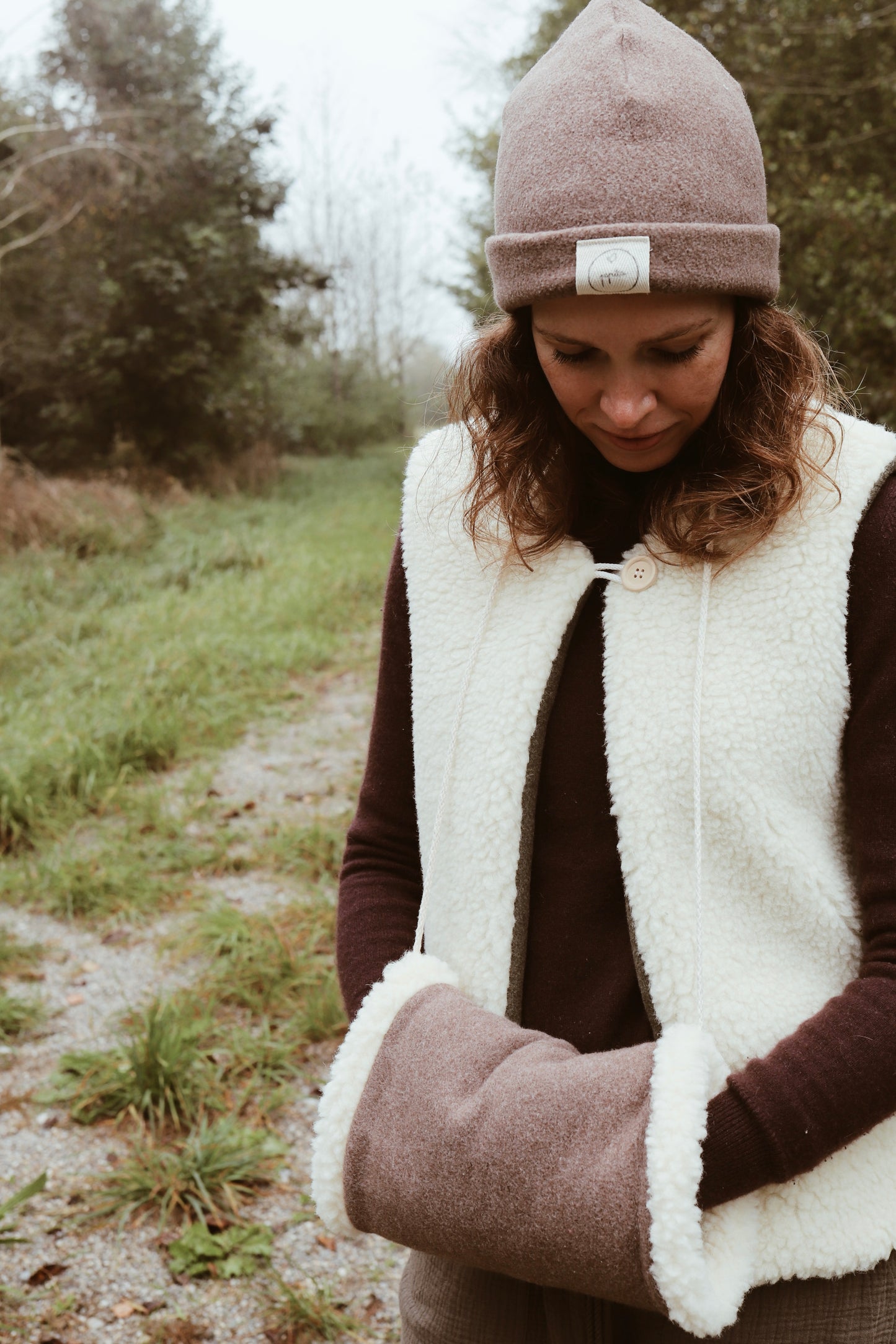 Muff aus Lammfell/Bio-Baumwoll-Fleece, Handwärmer zum Umhängen für Erwachsene